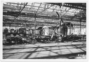 Via Pier Carlo Boggio 19. Ferrovie dello Stato - Officine Materiale Rotabile. Effetti prodotti dai bombardamenti dell'incursione aerea dell'8 agosto 1943. UPA 3843_9E02-52. © Archivio Storico della Città di Torino/Archivio Storico Vigili del Fuoco