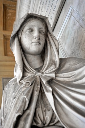 17AI Giuseppe Albertoni (1806-1887), Tomba Pinelli (Arcata 6). Fotografia di Roberto Cortese, 2018