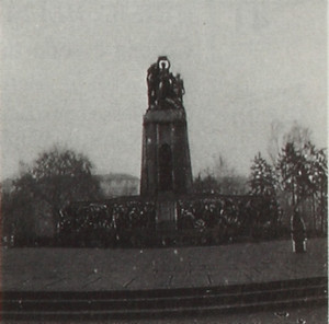 Monumento al Carabiniere Reale