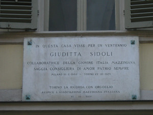 Lapide dedicata a Giuditta Sidoli. Fotografia di Elena Francisetti, 2010. © MuseoTorino.