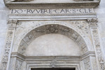 zoom image