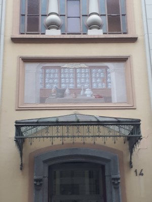 Trompe l'oeil in via Sant'Anselmo 14